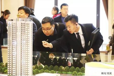 廊坊小長假萬人空巷，城市游樂盛宴帶動房產(chǎn)咨詢熱潮